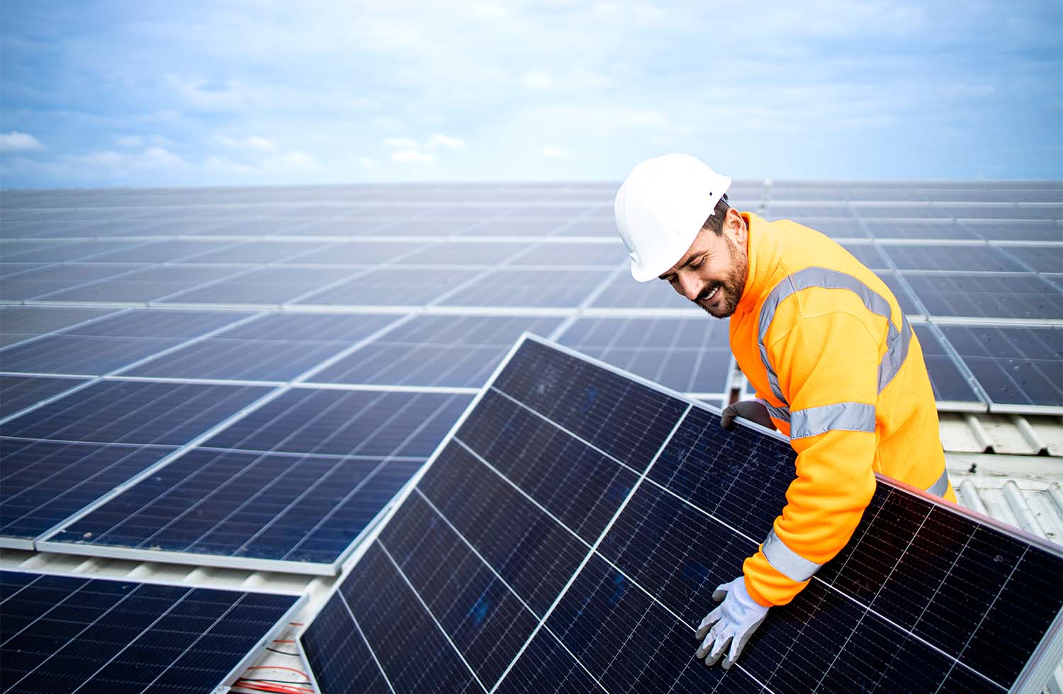 A Step-by-Step Guide to Solar Panel Installation for Homes